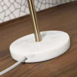 IT'S ABOUT ROMI: lámpara de mesa Toulouse con base de mármol