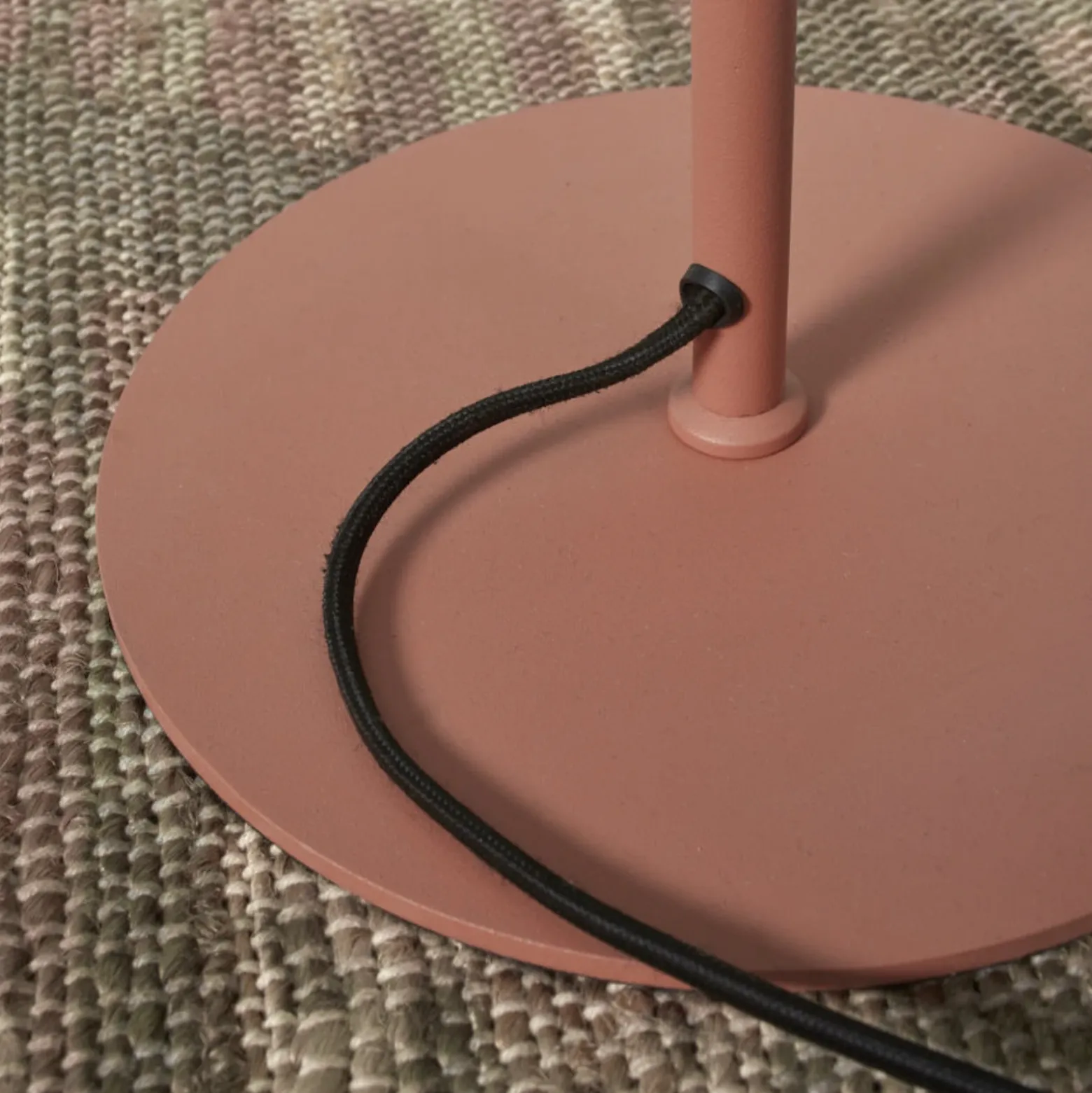 IT'S ABOUT ROMI: lámpara de pie Salamanca, terracota, de 2 luces
