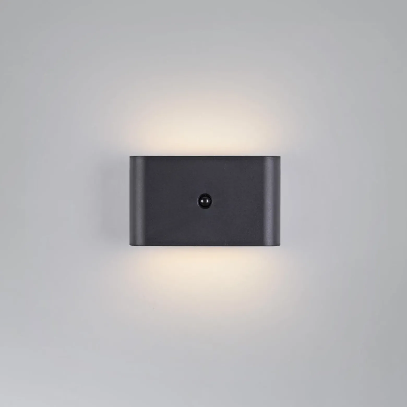 JUST LIGHT. aplique de pared LED recargable Ziddy negro Sensor 3000 K
