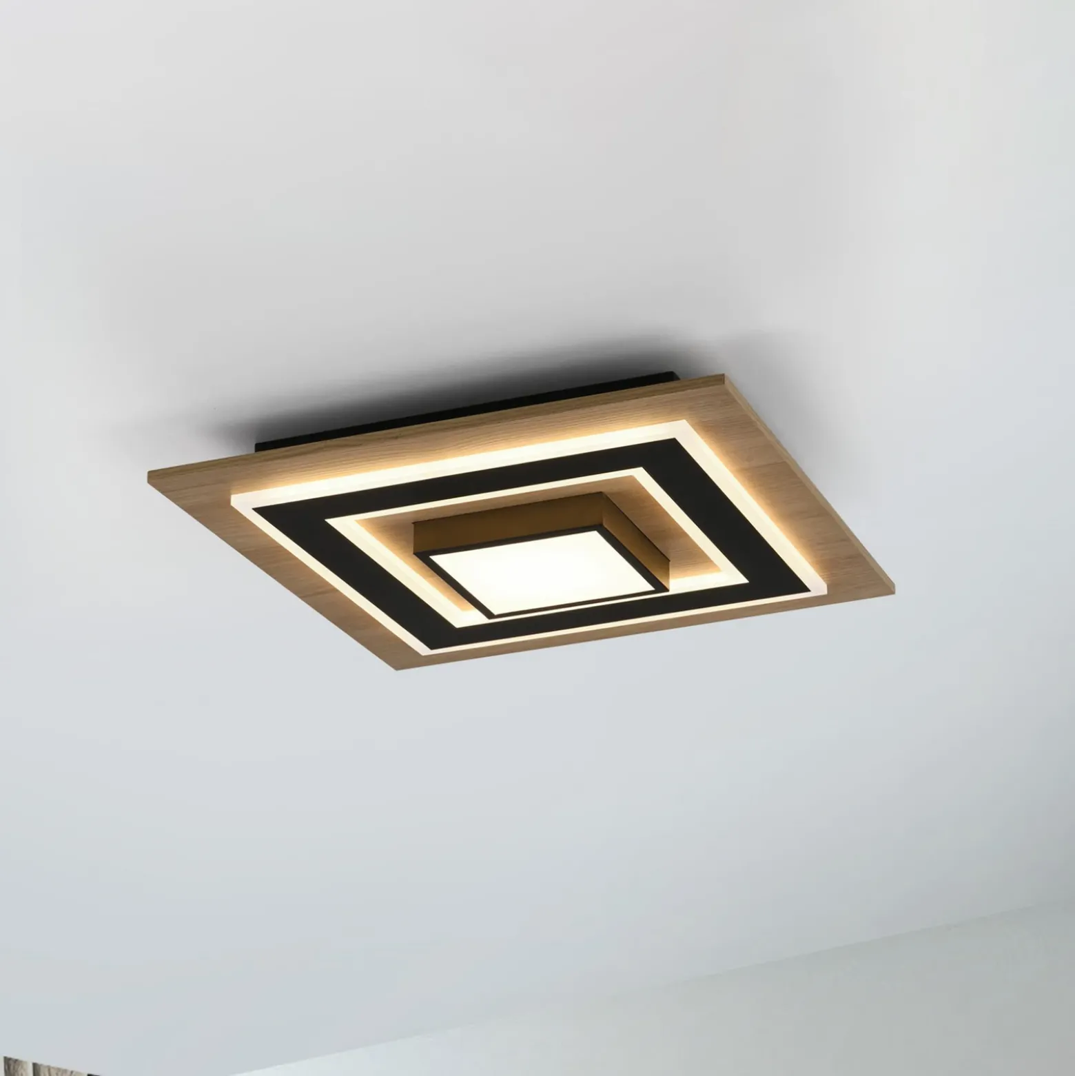 JUST LIGHT. Lámpara de techo LED Tola, angular, 2 luces, madera, 3000 K