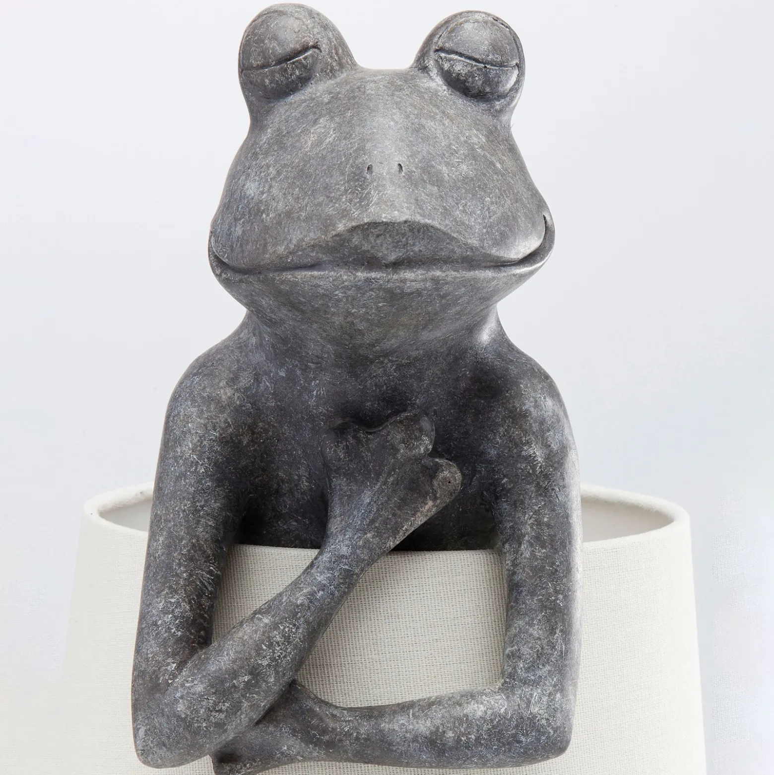 Kare Animal Frog lámpara de mesa gris