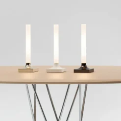 Kartell Goodnight de mesa IP20 titanio metalizado