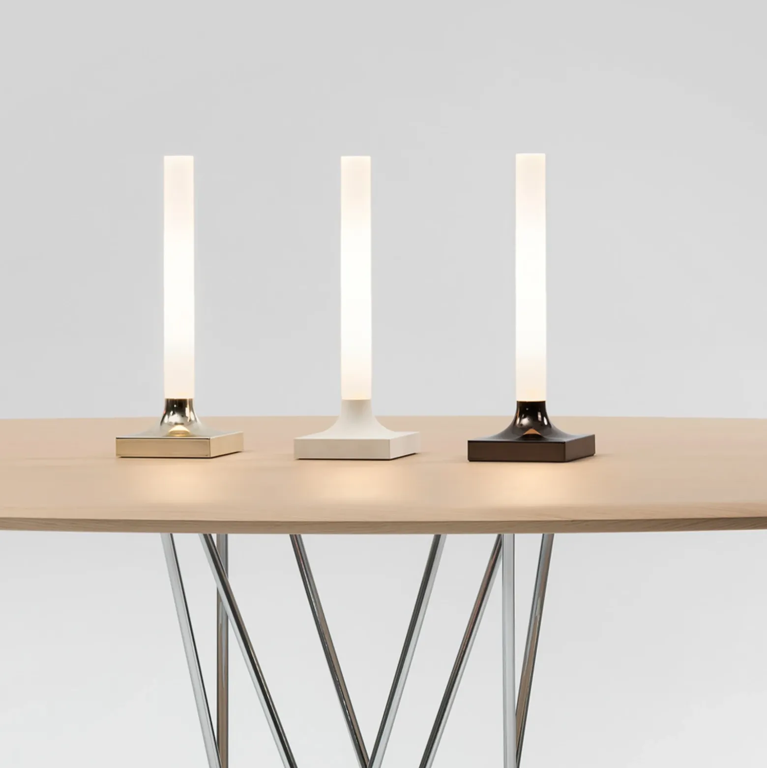Kartell Goodnight lámpara de mesa LED IP20 blanco