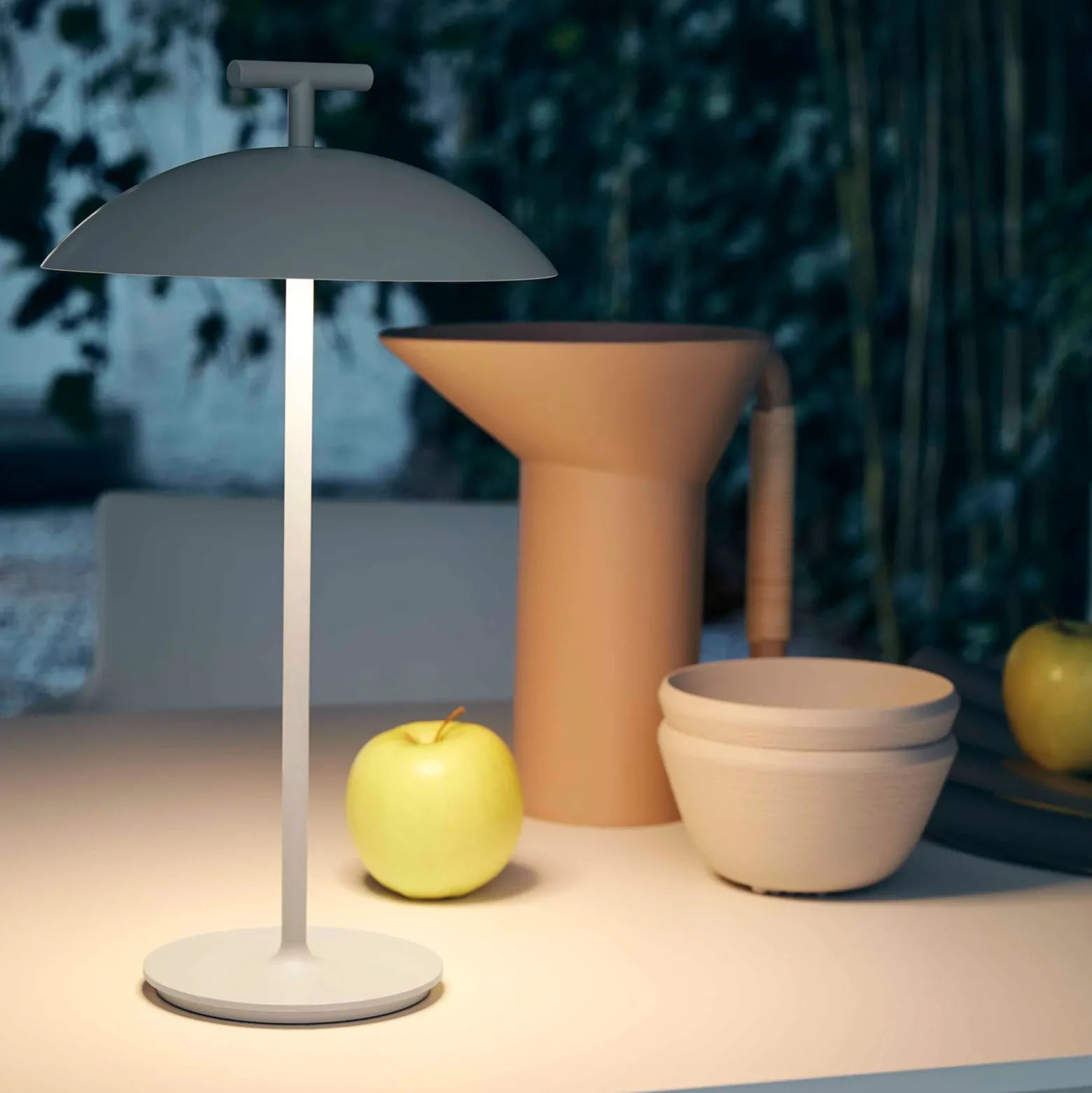 Kartell Mini Geen-A de mesa LED 2.700 K blanco