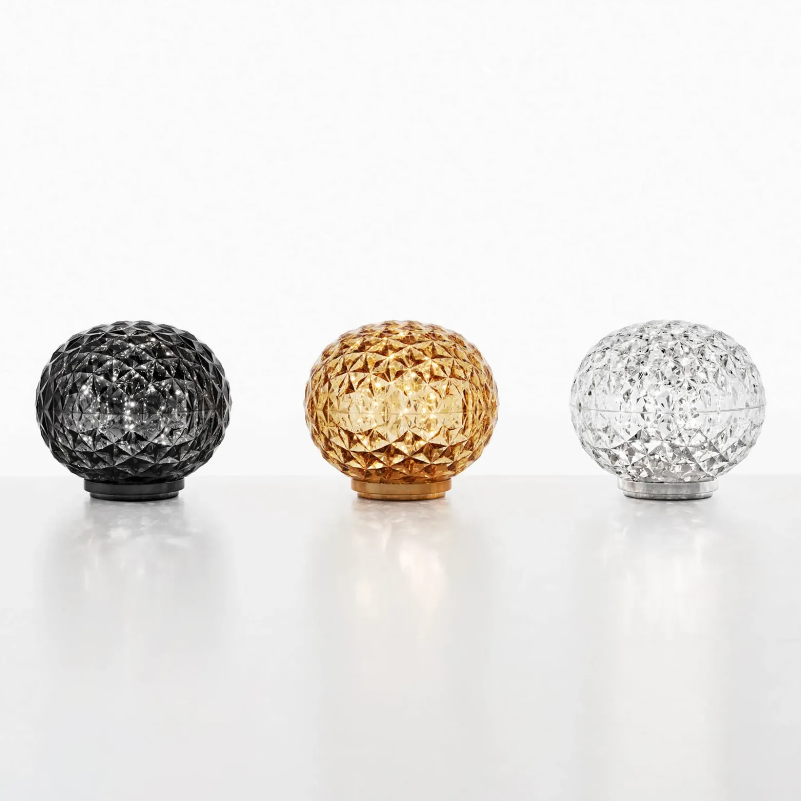 Kartell Mini Planet lámpara mesa batería gris humo