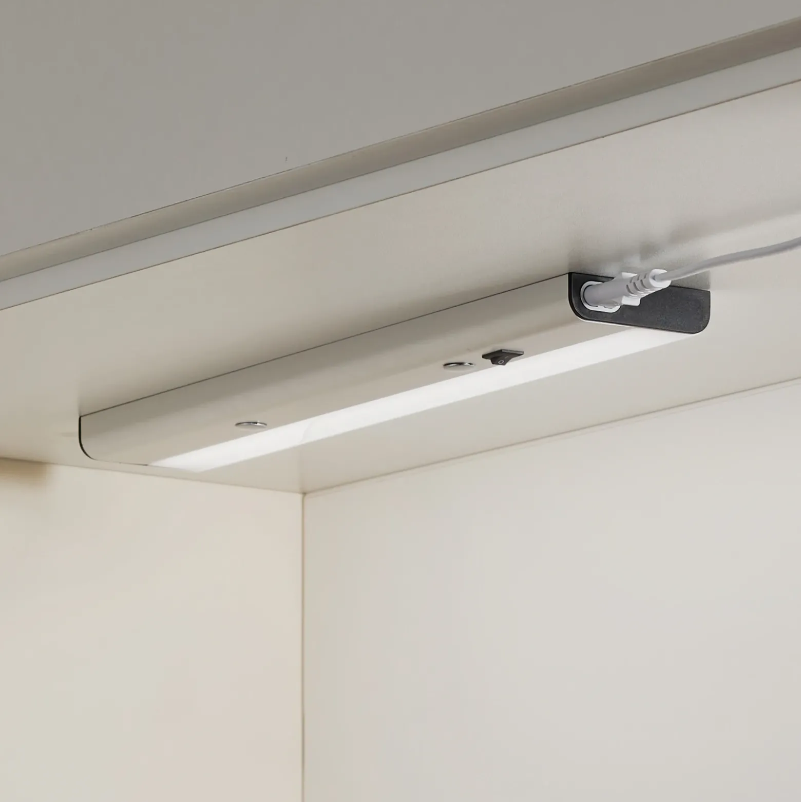 LEDVANCE Linear Flat lámpara LED mueble 6W 4000K