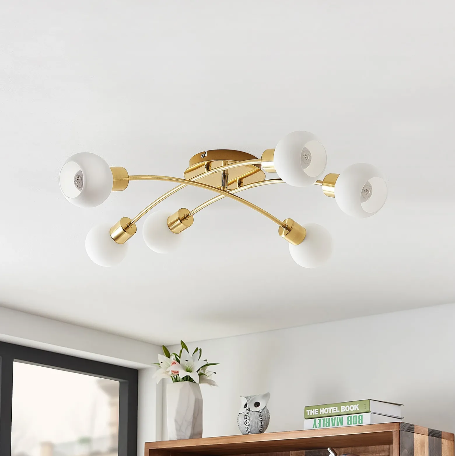 Lindby Agmar plafón, latón, 6 luces