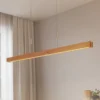 Lindby Alimara lámpara colgante LED, madera, longitud 138 cm