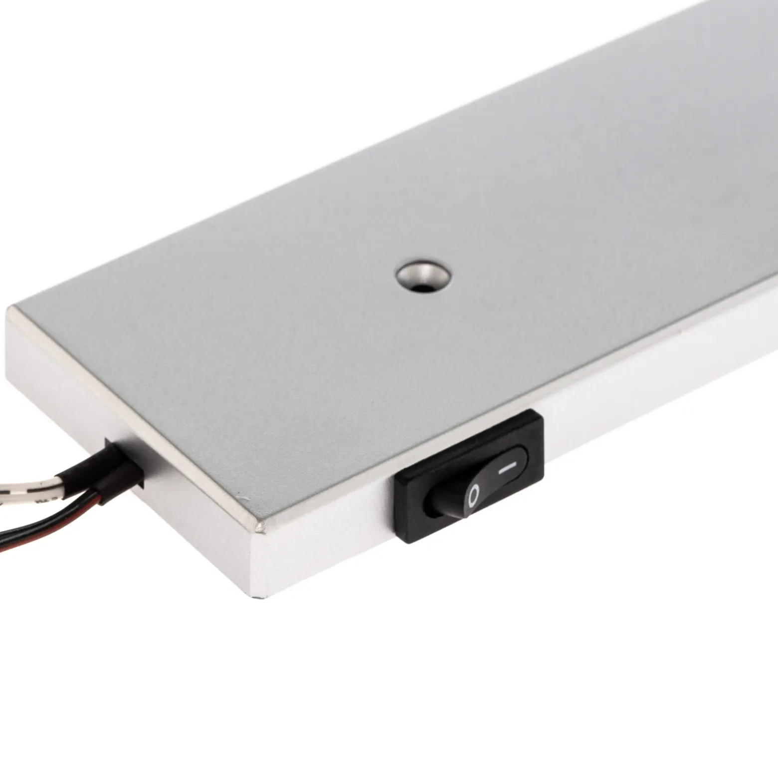 Lindby Amaryll lámpara LED bajo mueble, 3 ud plata