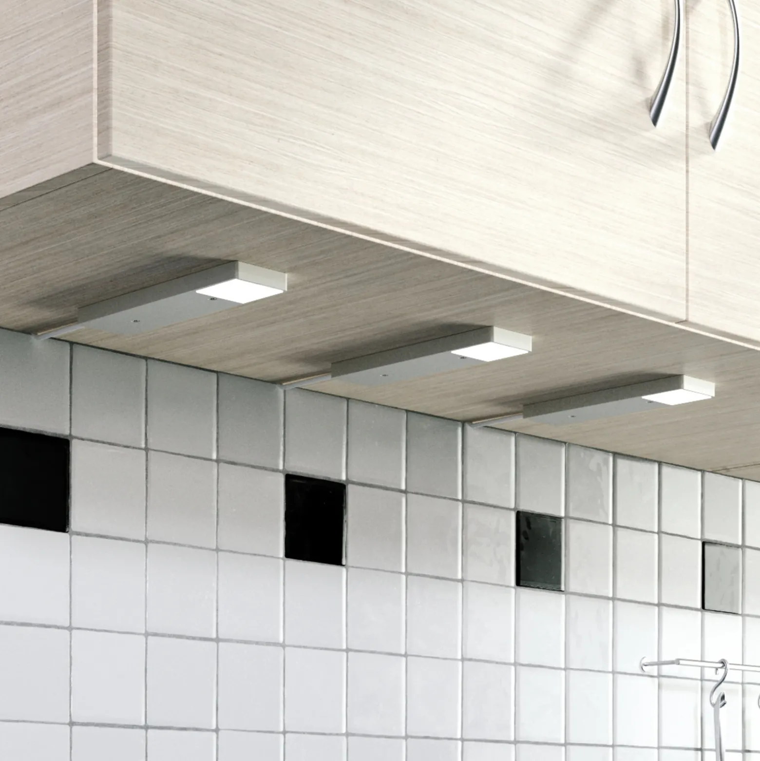 Lindby Amaryll lámpara LED bajo mueble, 3 ud plata