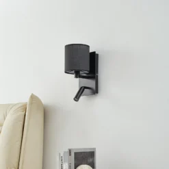 Lindby aplique de pared Aiden, 30 cm, negro, brazo de lectura LED, E14