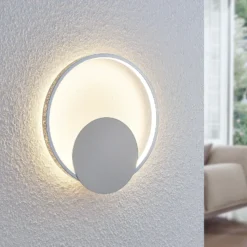 Lindby aplique de pared LED Anays, Ø 32 cm, cromo/claro, plástico