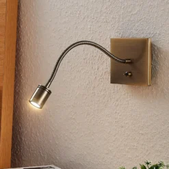 Lindby aplique de pared LED Mayar, 2, latón, lámpara de lectura, 11 cm