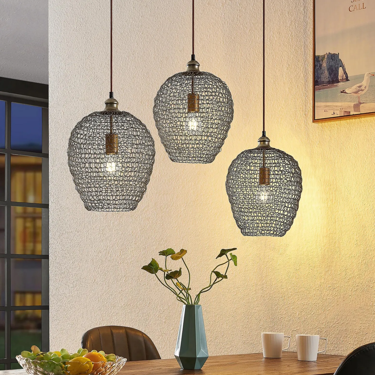 Lindby Benja lámpara colgante, 3 luces, latón