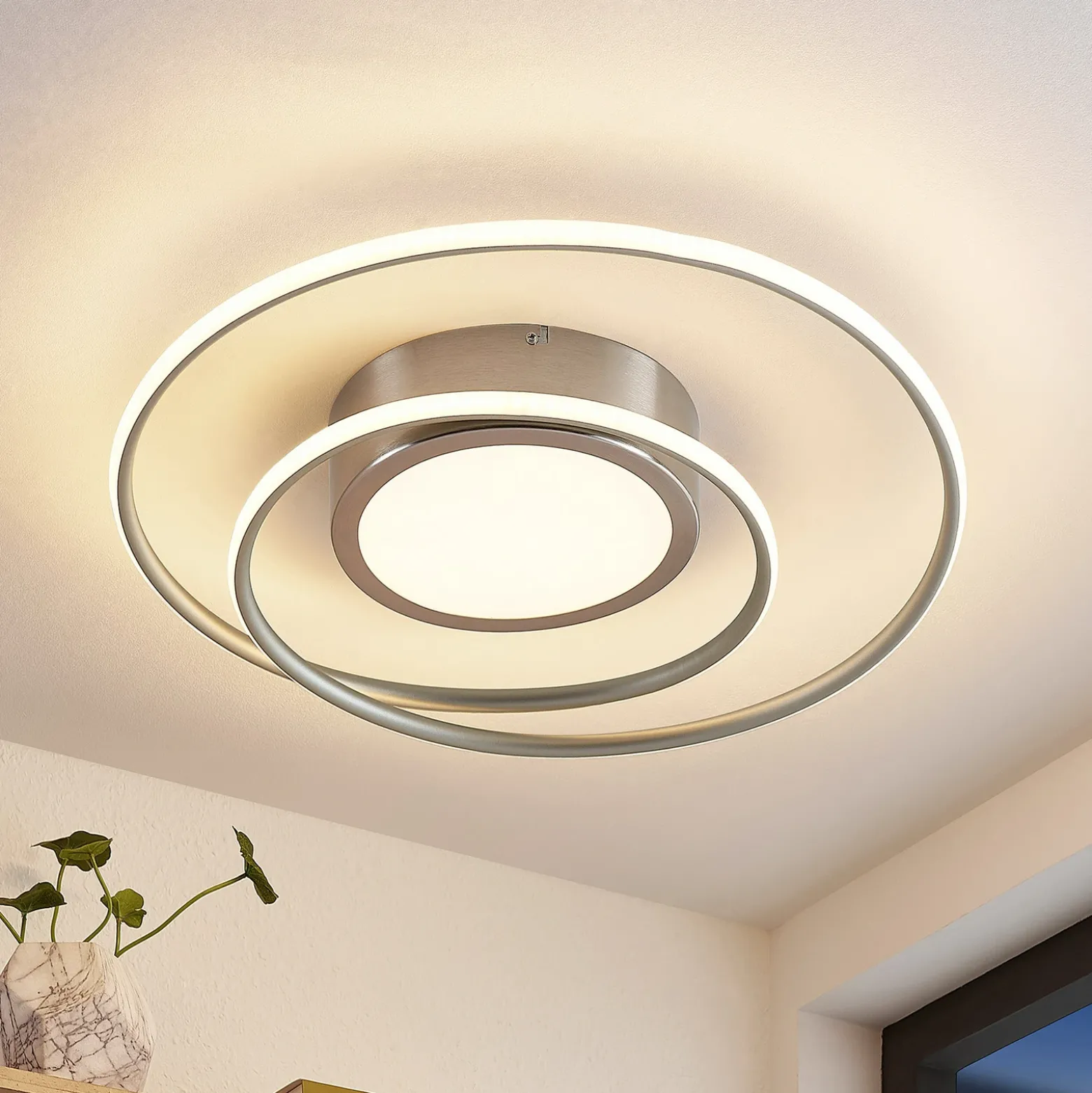 Lindby Bovia plafón LED, CCT, atenuable, níquel