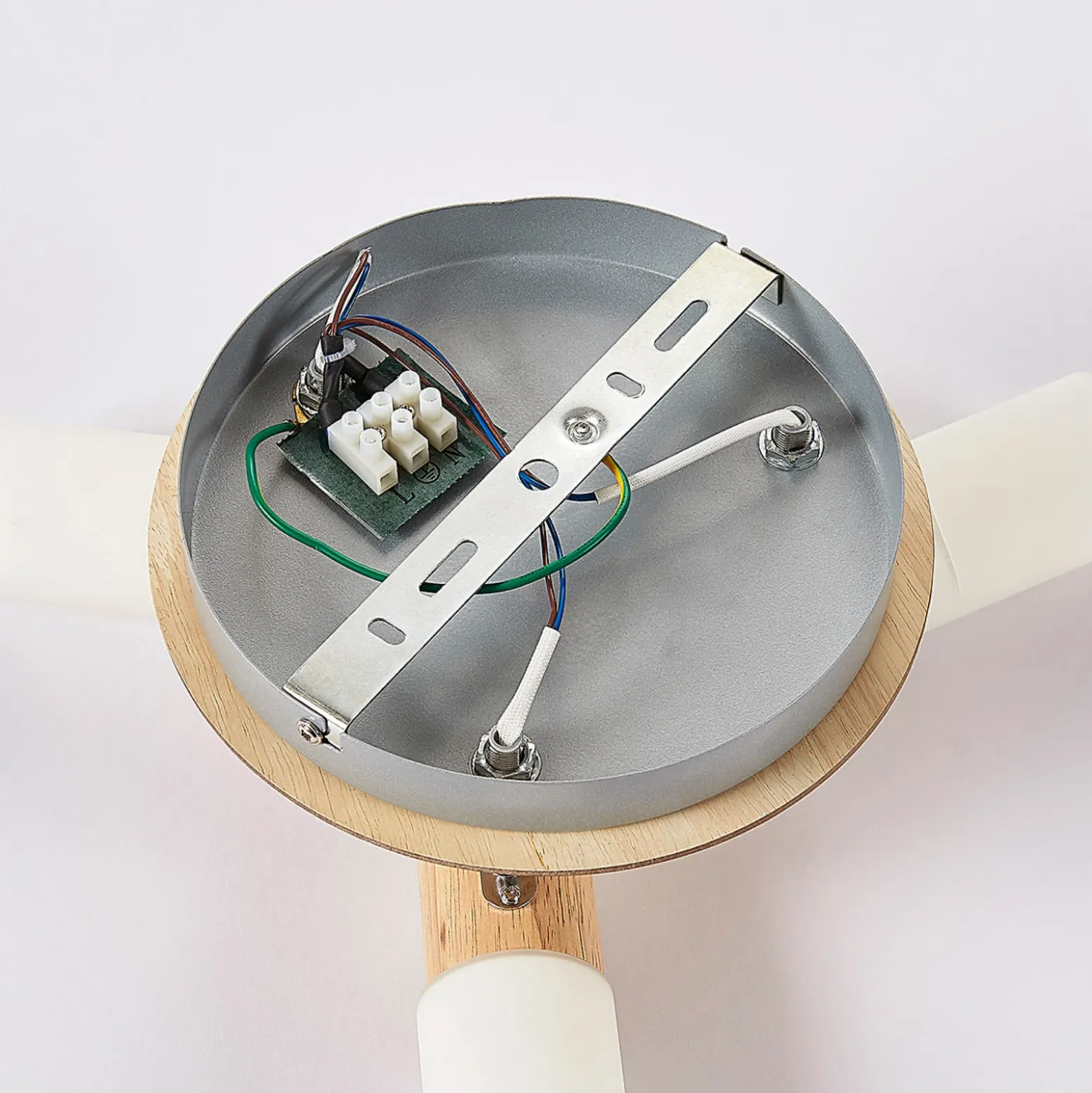 Lindby ceiling spotlight Christoph, 20 cm, 3 luces, madera, rondel