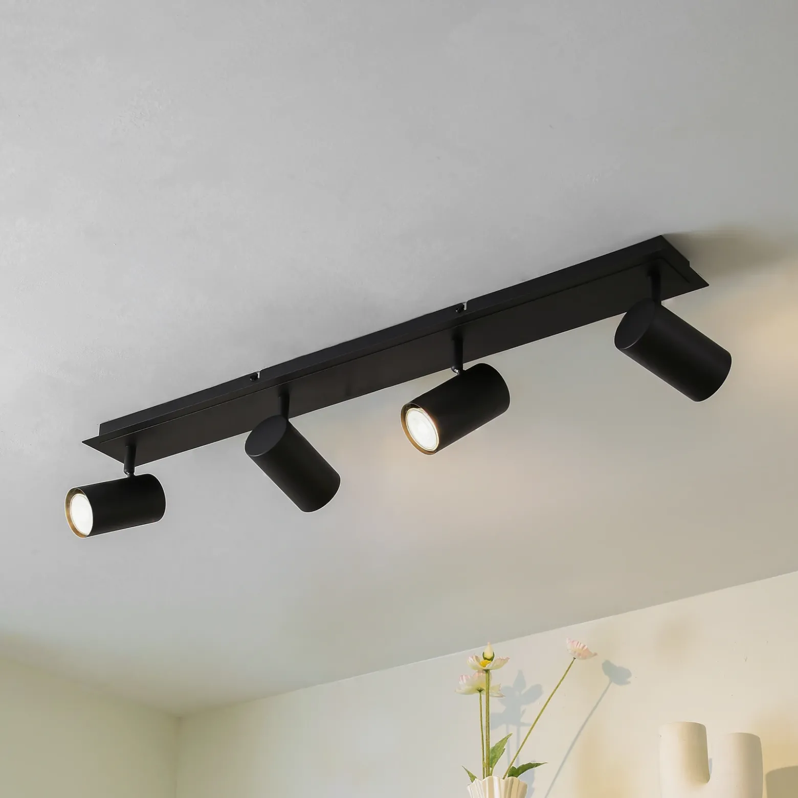 Lindby downlight de techo Joffrey, 80 cm, negro, 4 luces, GU10