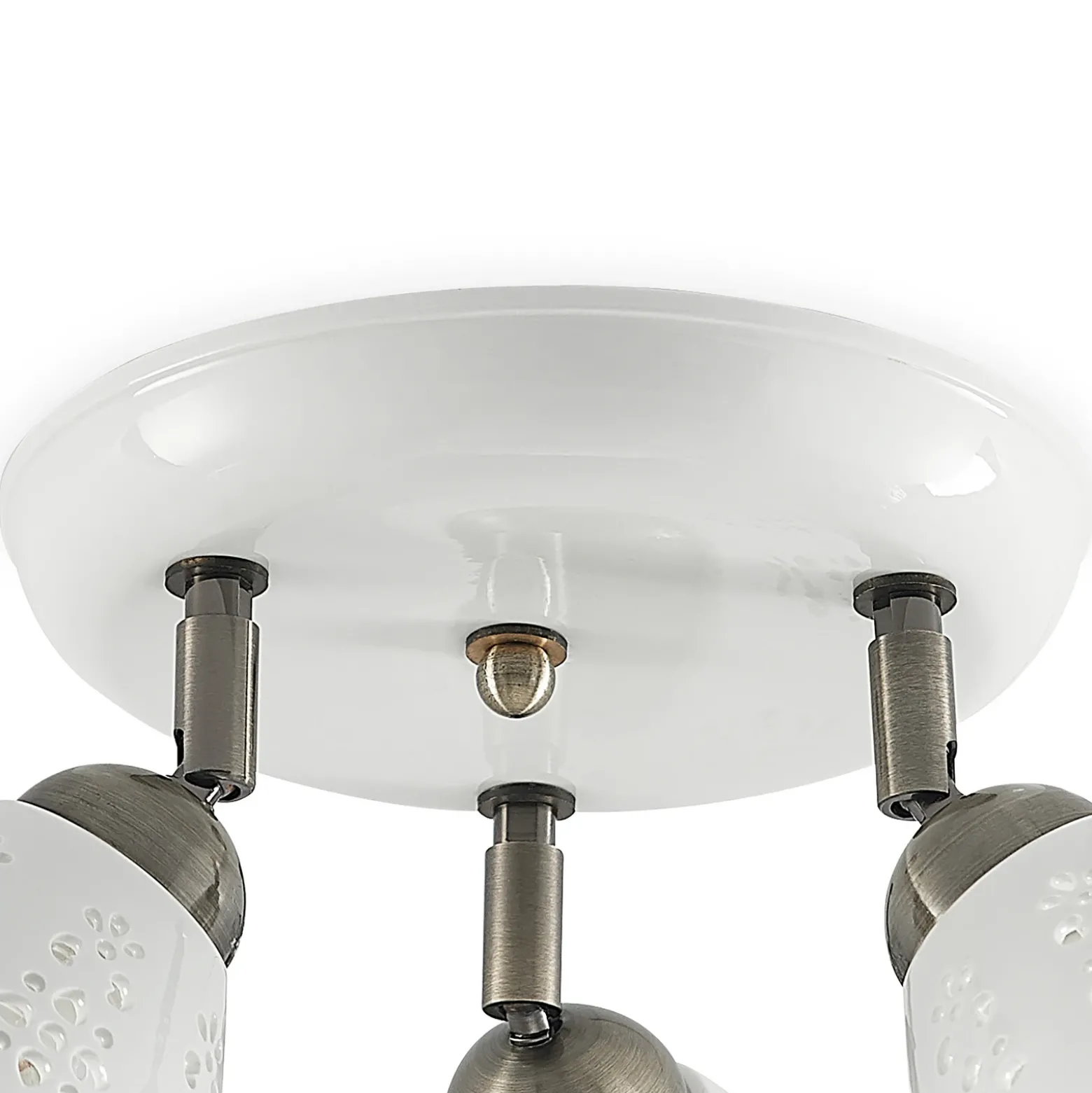 Lindby Efgenia foco de techo, 3 luces