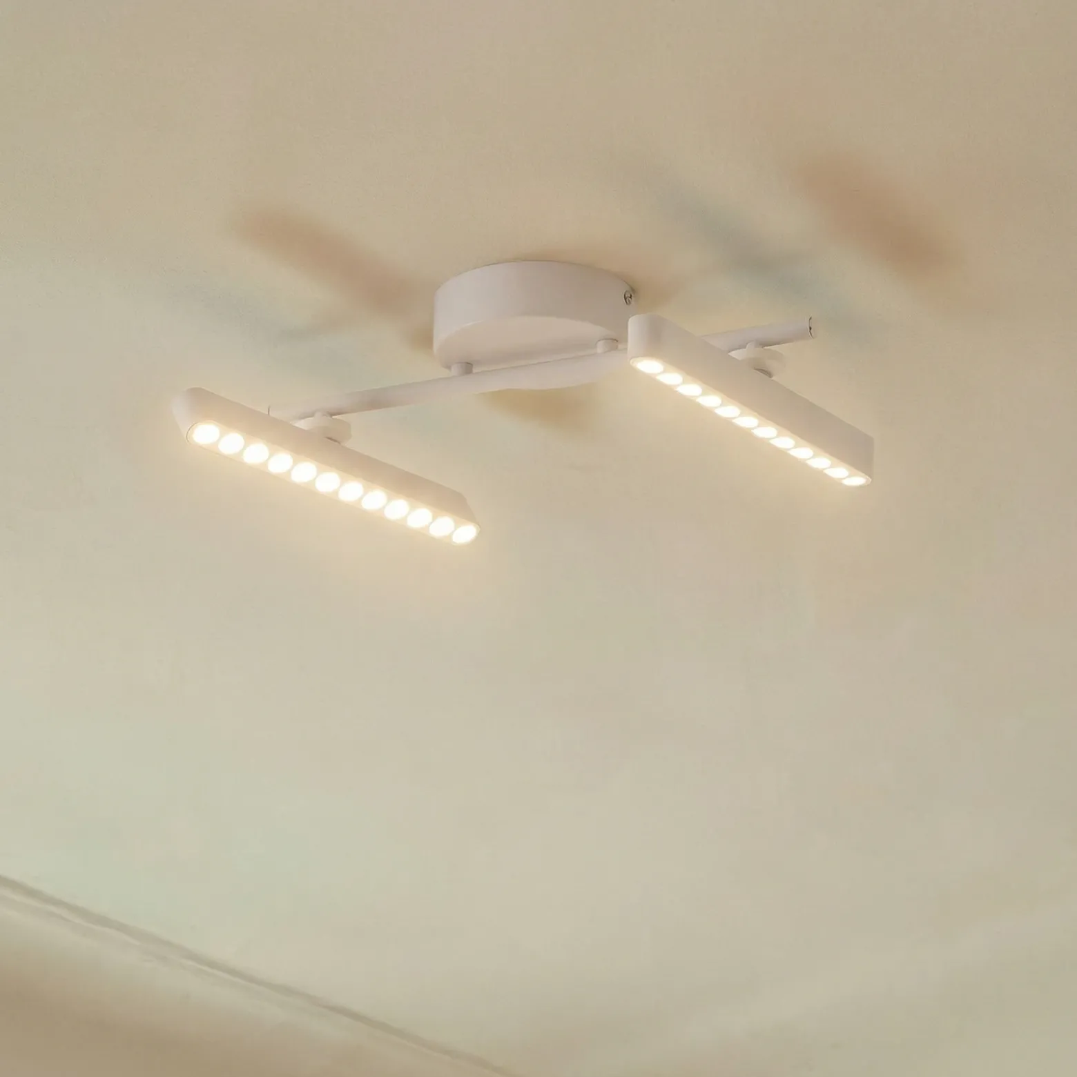 Lindby Foco LED Eldrin, blanco, 2 luces, puntos de luz