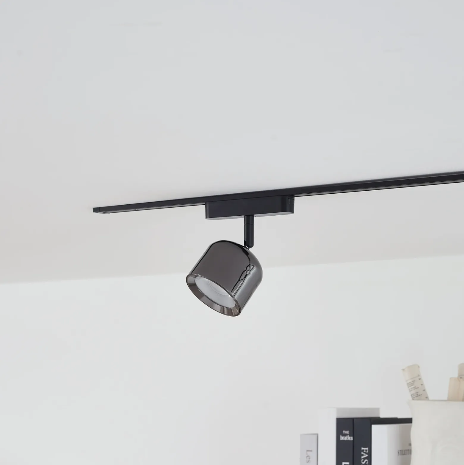 Lindby foco LED 48 V Lumaro, gris, Ø 8,2 cm, aluminio, atenuable