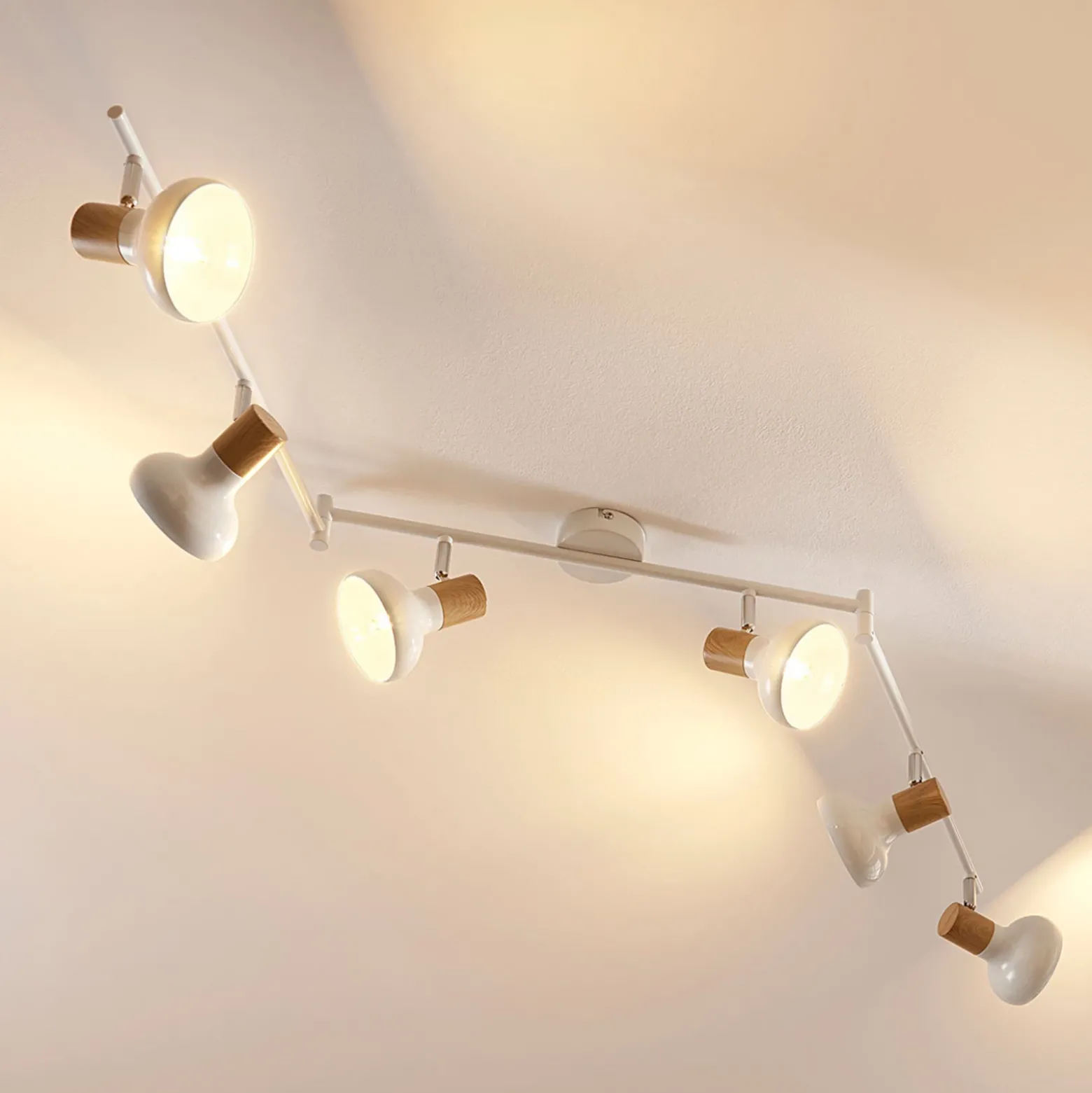 Lindby Fridolin downlight de techo, 160cm, 6 luces, blanco, metal