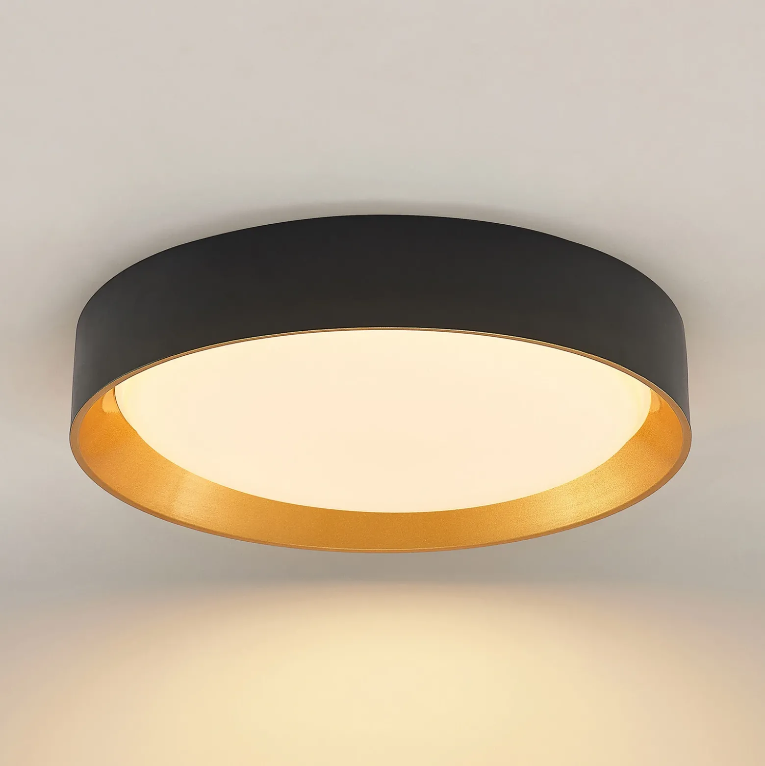 Lindby Kambia plafón LED, 55 cm