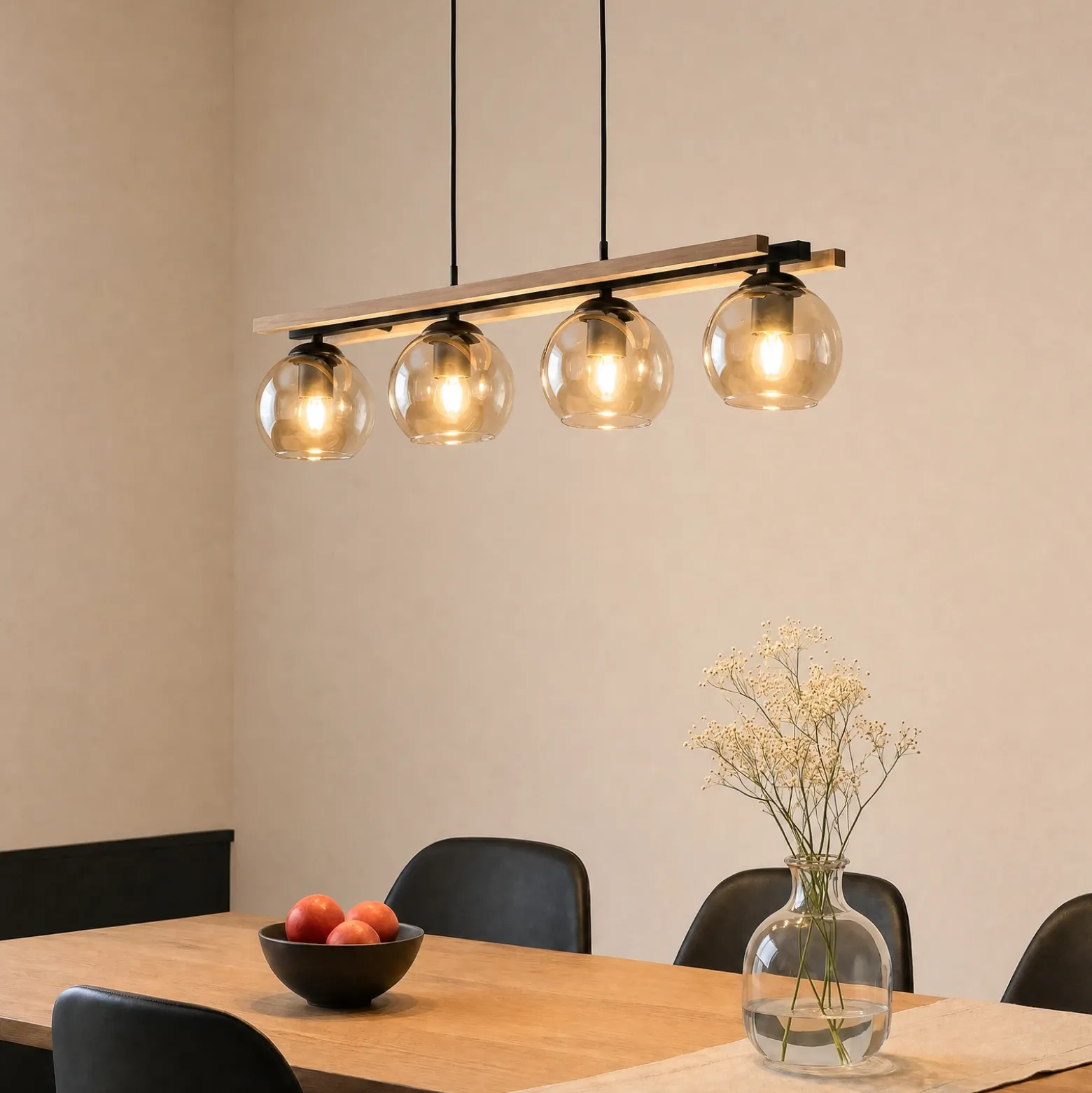 Lindby lámpara colgante Enrique, ámbar, 4 luces, cristal, madera, E27
