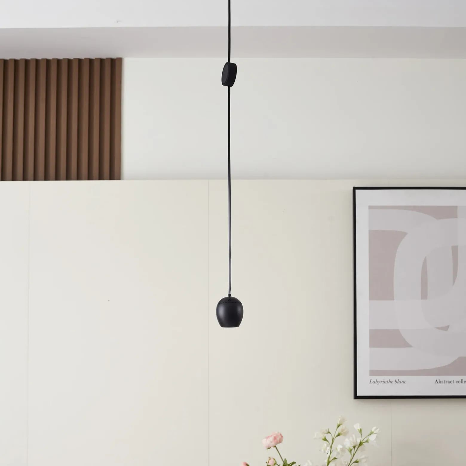 Lindby lámpara colgante LED Lumaro, negro,Ø6,2 cm,48V,atenuable