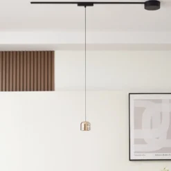 Lindby lámpara colgante LED Lumaro, dorado, Ø 8 cm, aluminio, 48V, atenuable