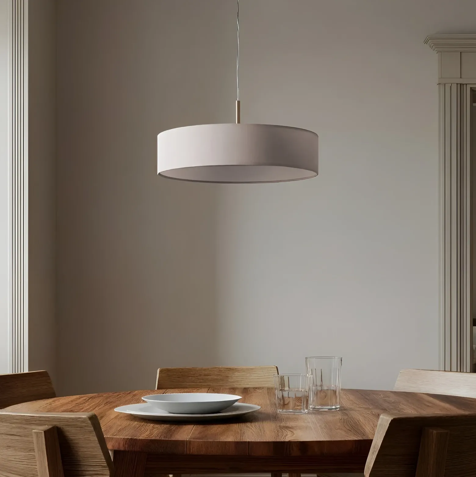 Lindby lámpara colgante Sebatin, Ø 50 cm, blanco, tela, E27