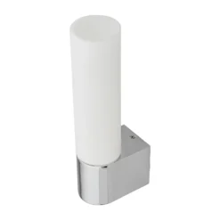 Lindby lámpara de espejo Melike, 27 cm, cromo, IP44, toma de corriente