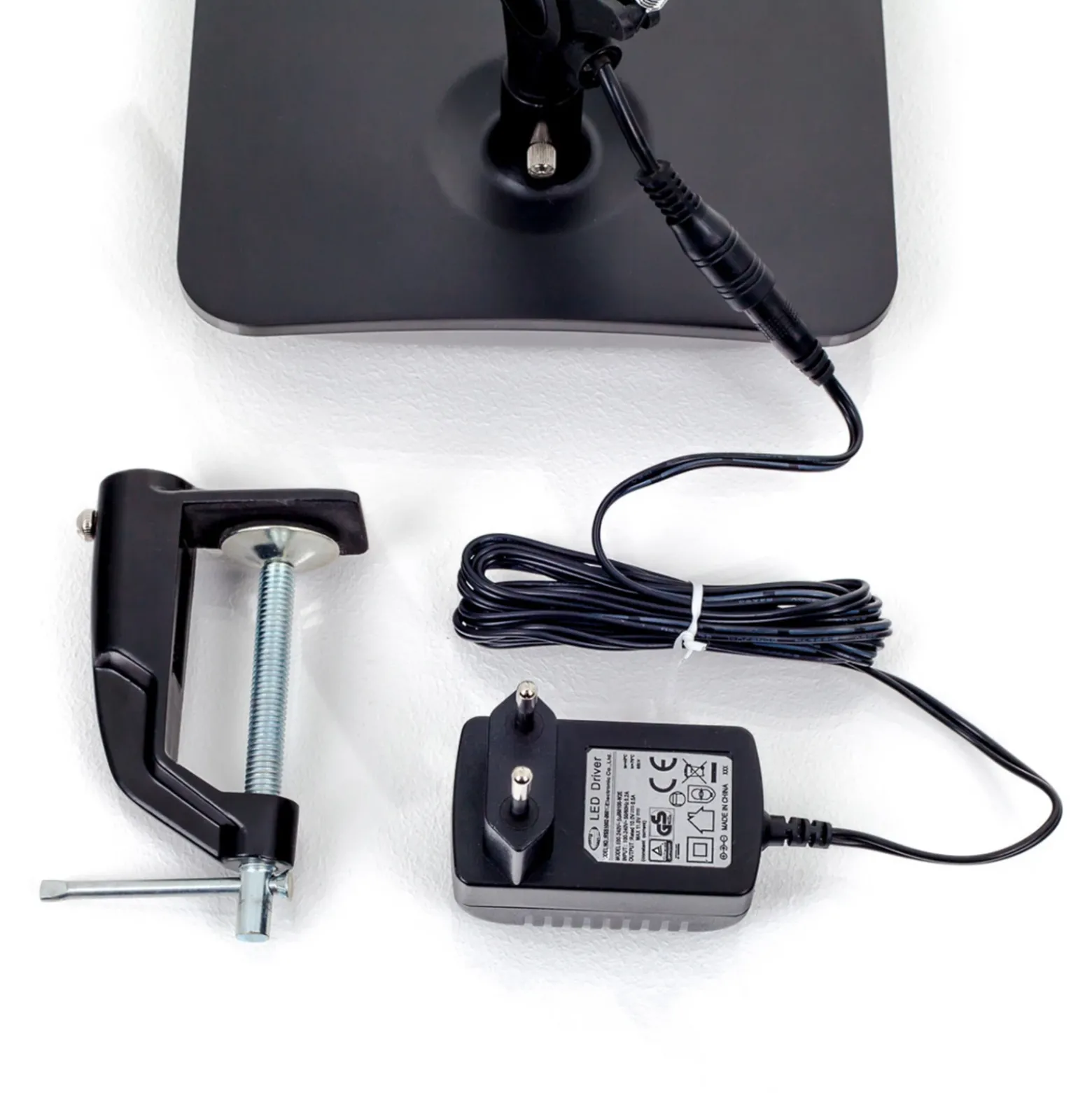 Lindby Lámpara de mesa LED Felipe, negra, base de pinza