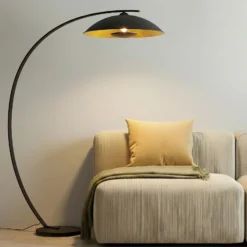 Lindby lámpara de pie arqueada Emilienne, negra, dorada, 180 cm