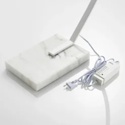 Lindby Lámpara de pie LED arqueada Kendra, blanca, aluminio, altura 180cm