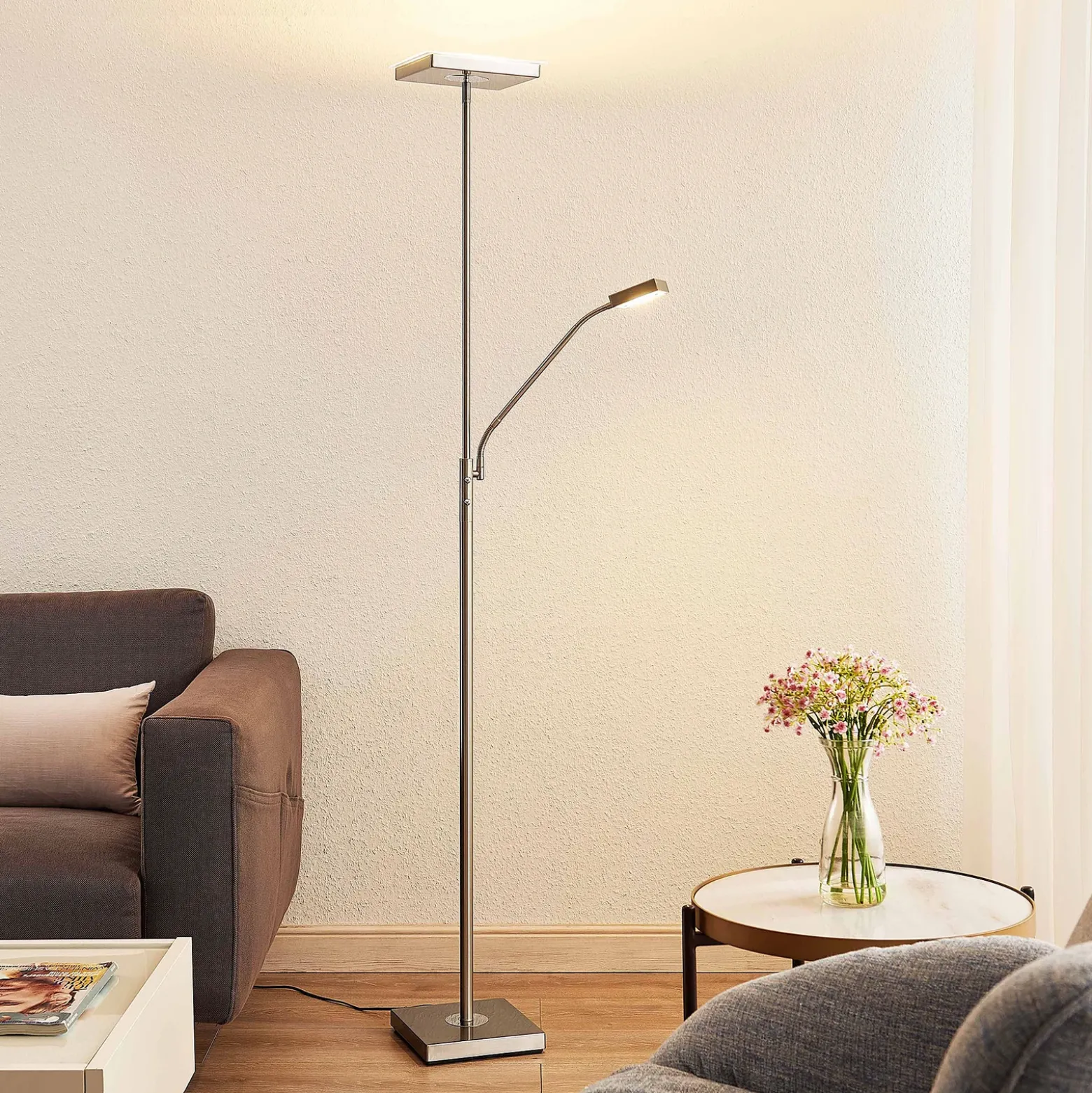 Lindby Lámpara de pie LED Sumani, angular, níquel, altura 180 cm