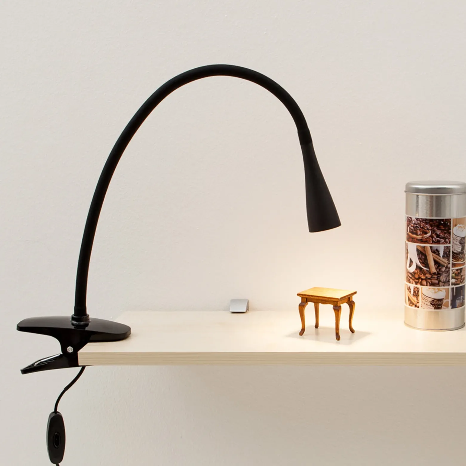 Lindby lámpara de pinza LED Baris, altura 44 cm, negra, 3000K