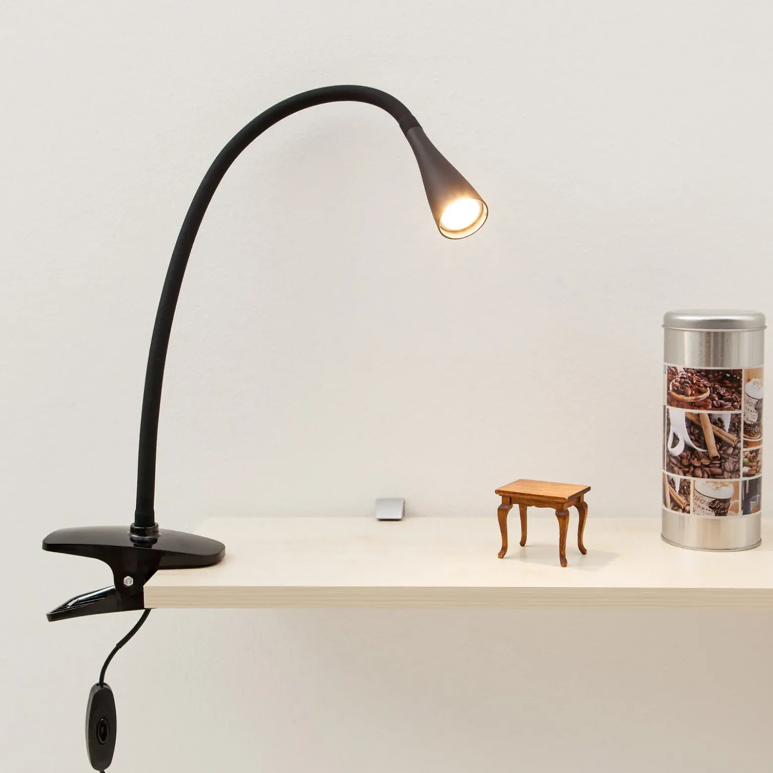 Lindby lámpara de pinza LED Baris, altura 44 cm, negra, 3000K