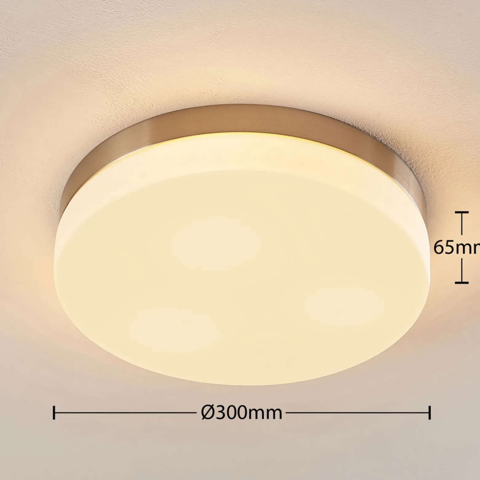 Lindby lámpara de techo para baño Amilia, Ø 30 cm, E27, níquel, cristal