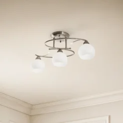 Lindby lámpara de techo Svean, 3 luces, níquel/blanco, cristal, longitud 60 cm