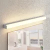 Lindby Lámpara LED para cuarto de baño Klea, 90 cm, cromo, metal, IP44