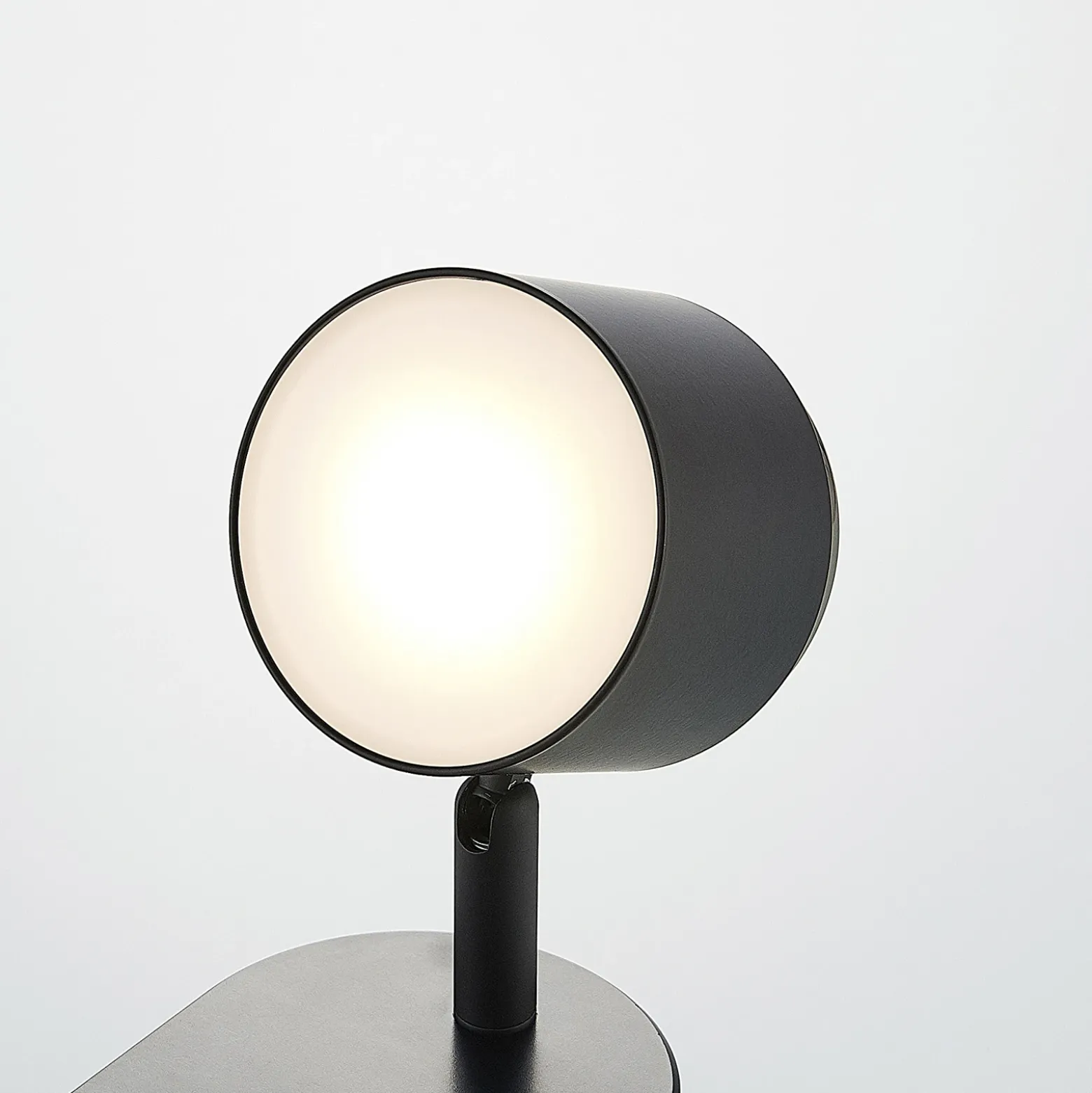 Lindby Marrie foco LED con interruptor, negro