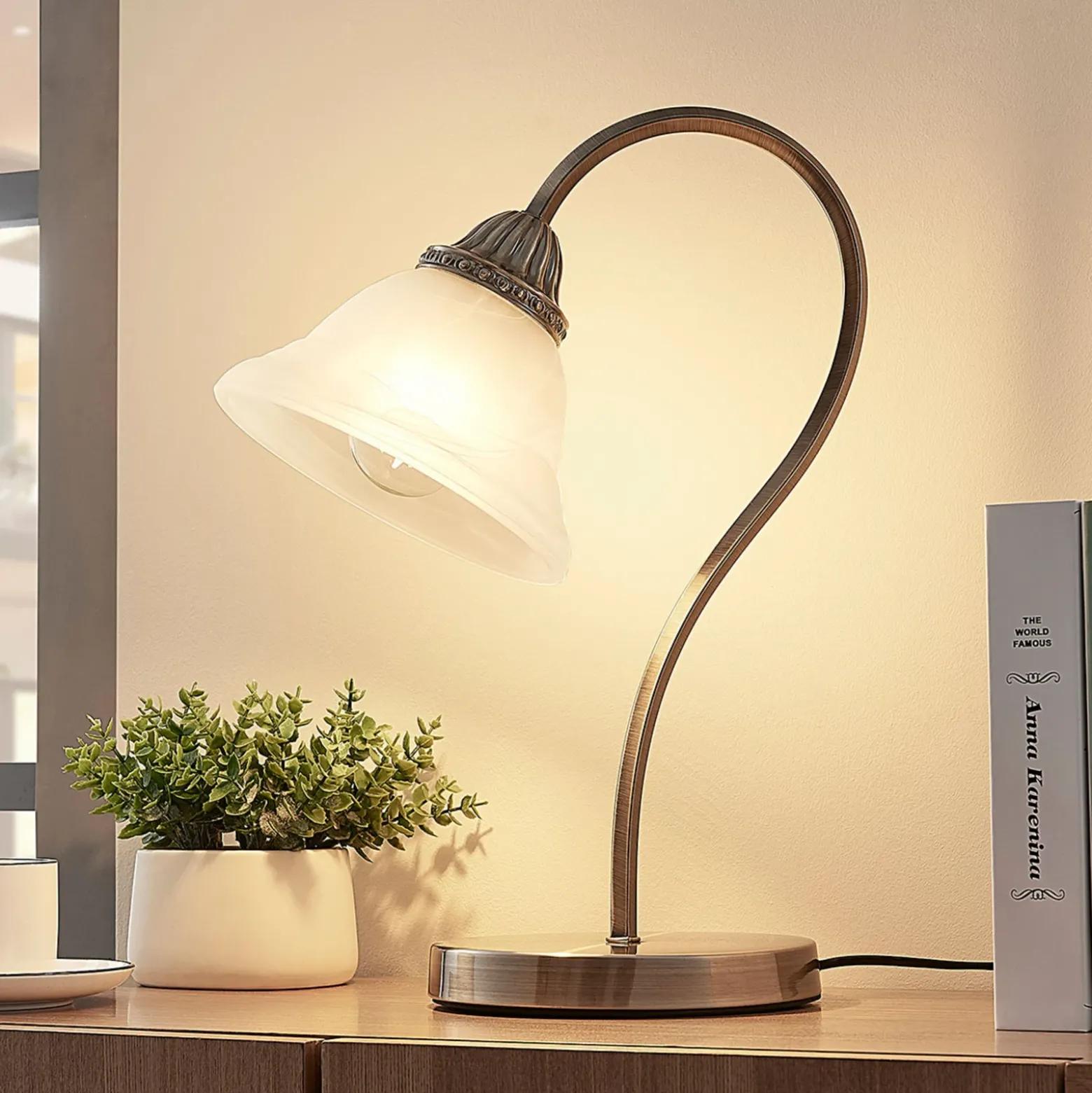 Lindby Mialina lámpara de mesa, 42 cm, blanco, cristal, metal