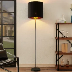 Lindby Nymar lámpara de pie, tela, negro-oro