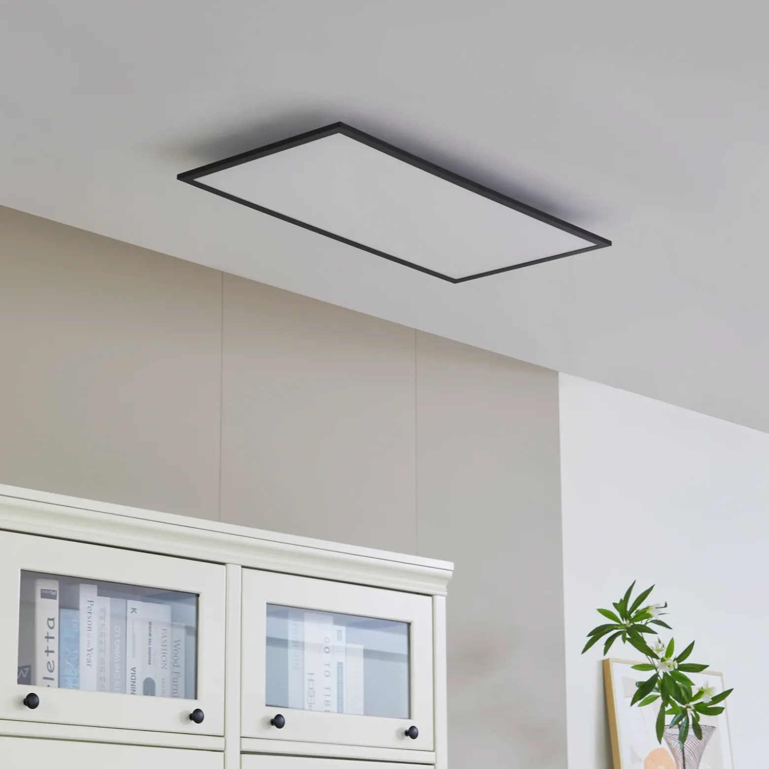 Lindby panel LED Lamin, negro, 80 cm, CCT, atenuable, control remoto