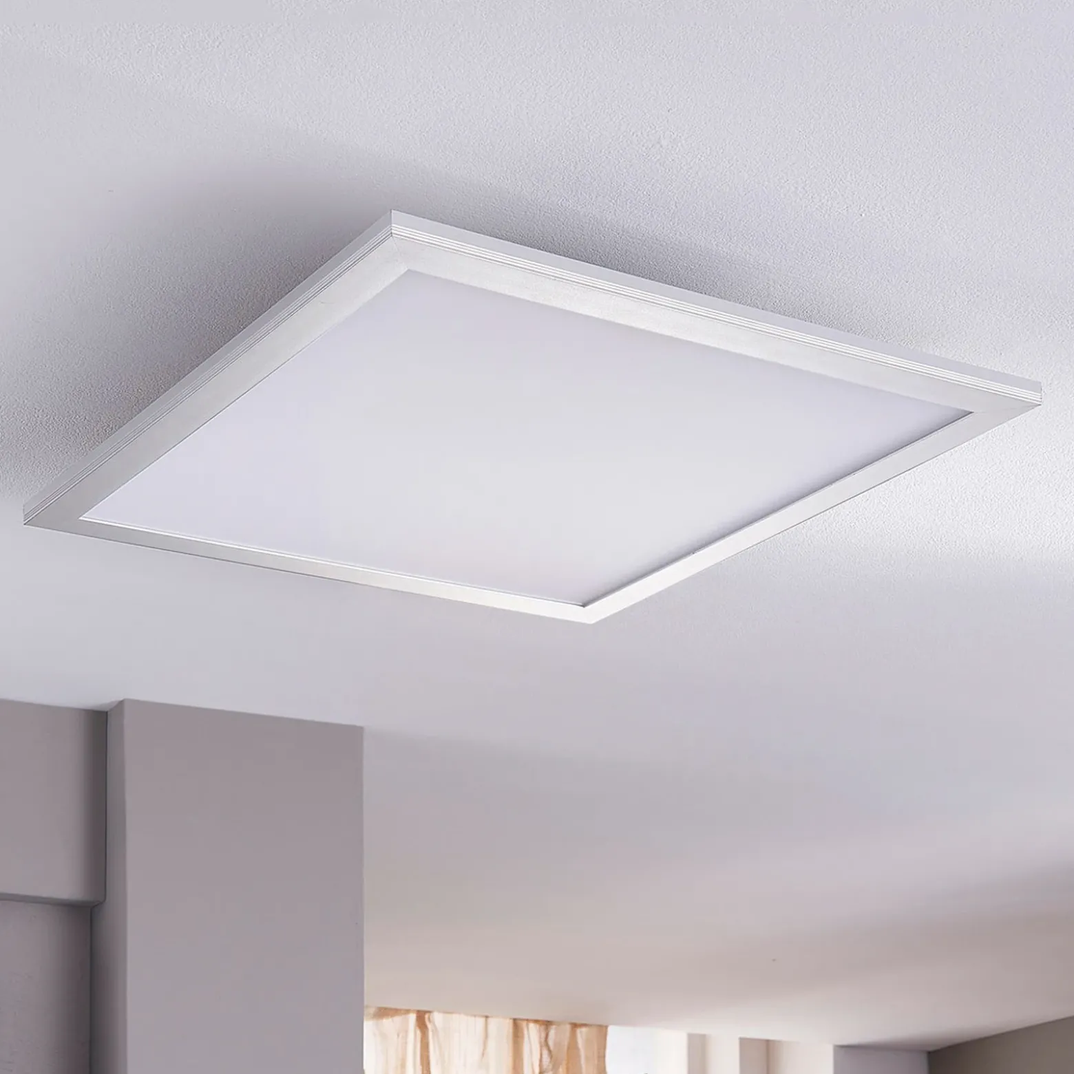 Lindby panel LED Livel, juego de 2, 4.000 K, 40 x 40 cm, plateado