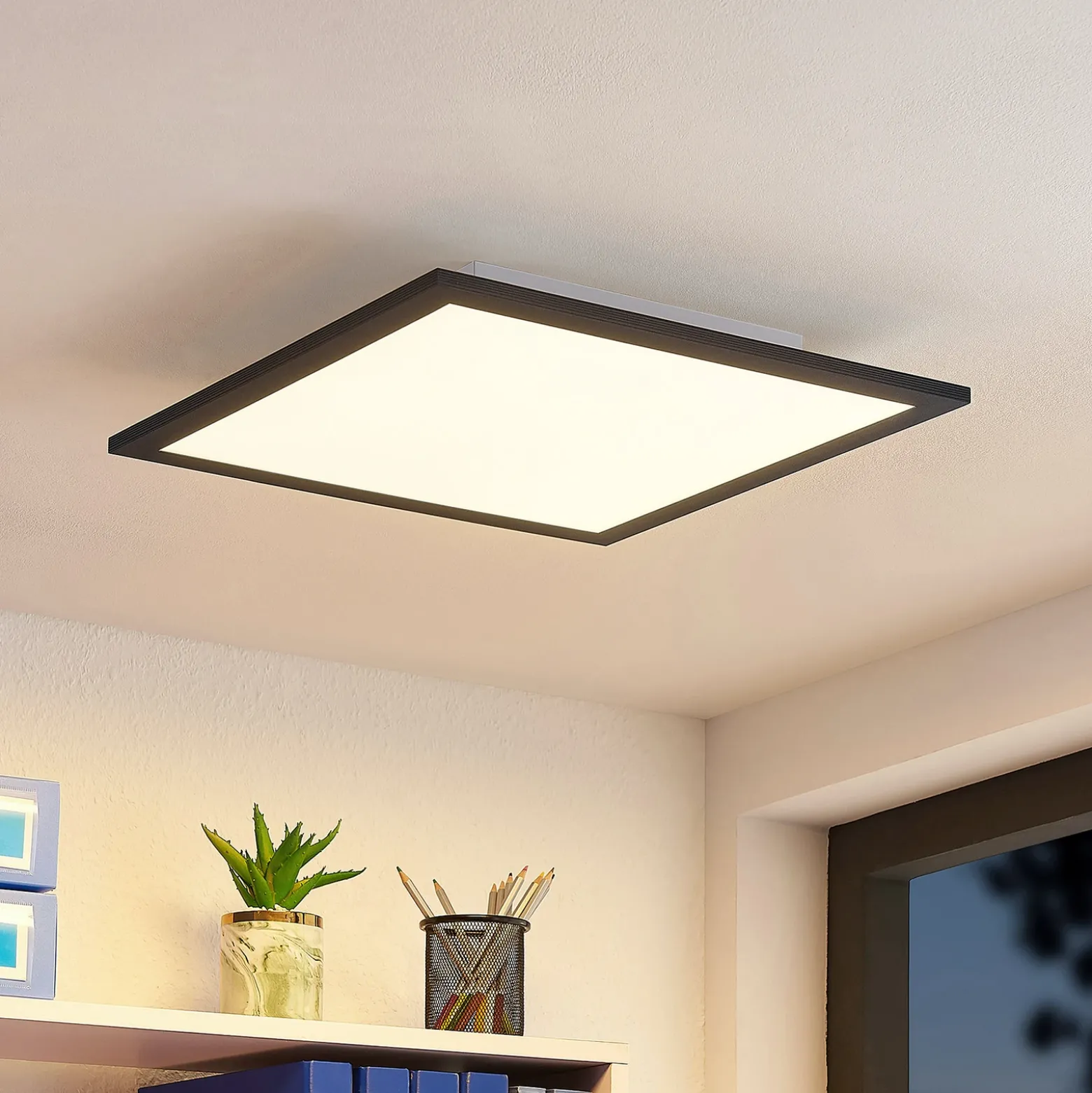 Lindby Panel LED Nelios, 40 x 40 cm, CCT, negro, metal