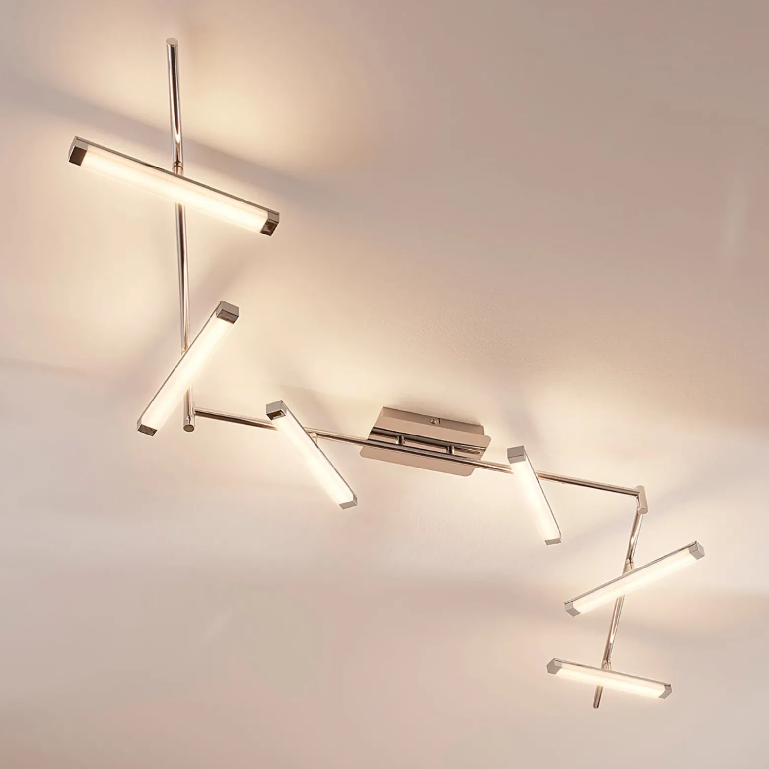 Lindby Plafón LED Pilou, 6 luces, atenuable, cromo