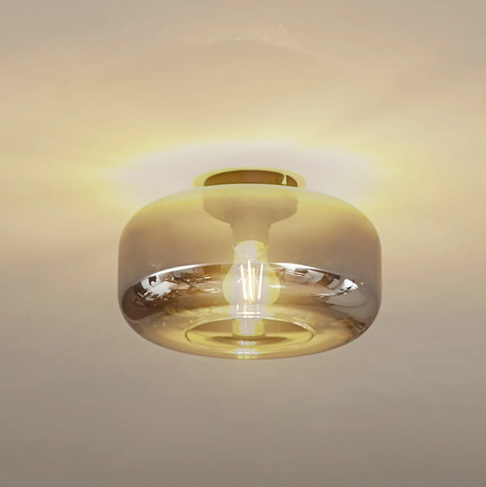Lindby Plafon Hildur, Ø 28,5 cm, gris humo, cristal