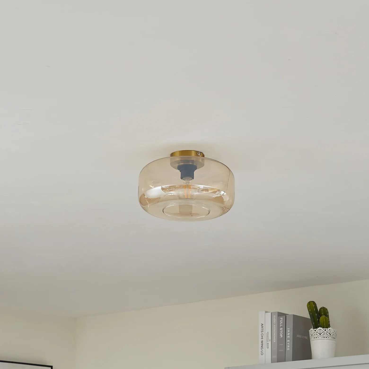 Lindby Plafon Hildur, Ø 28,5 cm, ámbar, cristal
