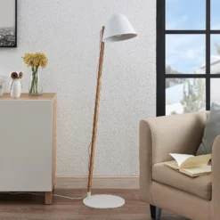 Lindby Tetja lámpara de pie, barra madera, blanco